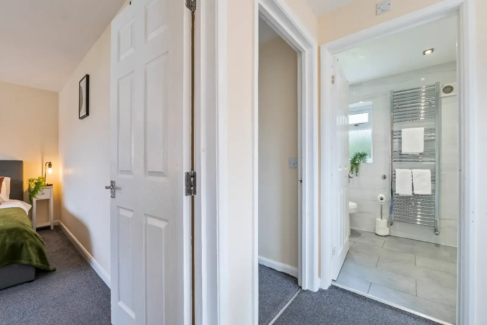 3 Bed Home | Free Parking | Fast WiFi | Gloucester in GL3 4JR - Property image 38 - VivreStays