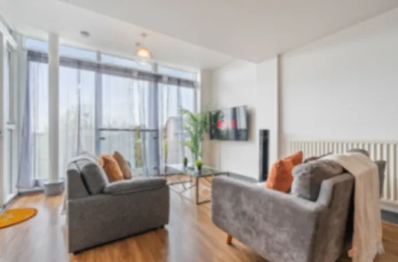 View Central 3-Bed Stay w/ Balcony & Free Parking in 52 Mason Way, Birmingham, B15 2EE, United Kingdom Central 3-Bed Stay w/ Balcony & Free Parking in 52 Mason Way, Birmingham, B15 2EE, United Kingdom - Property image 11 - VivreStays