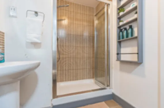 View Central 3-Bed Stay w/ Balcony & Free Parking in 52 Mason Way, Birmingham, B15 2EE, United Kingdom Central 3-Bed Stay w/ Balcony & Free Parking in 52 Mason Way, Birmingham, B15 2EE, United Kingdom - Property image 8 - VivreStays