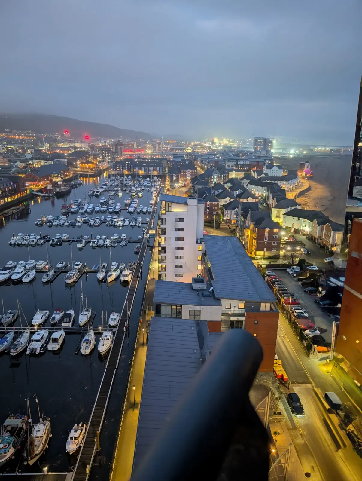 Panoramic View in SA1 1JW, Swansea, Swansea, Wales, United Kingdom - Property image 12 - VivreStays