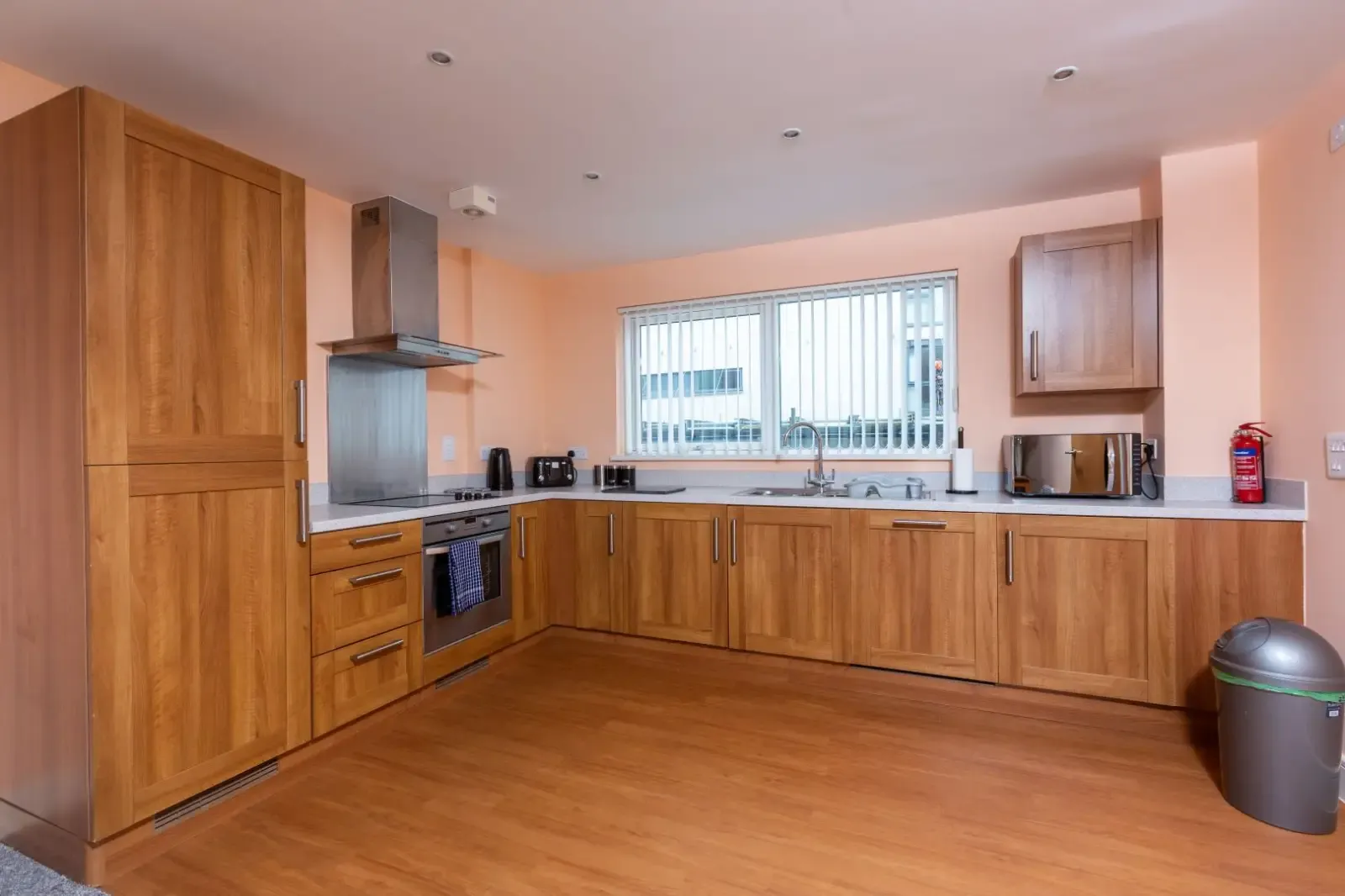 Bayview in SA1 1PL, Swansea, Swansea, Wales, United Kingdom - Property image 4 - VivreStays