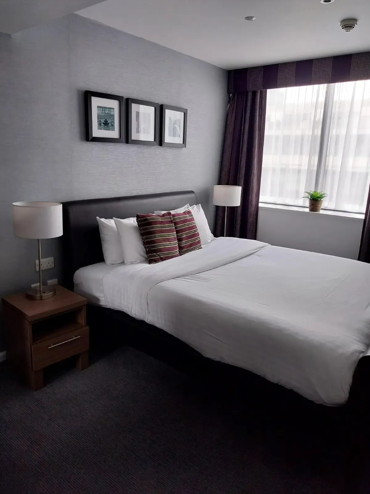 One Bedroom Suite in B2 4UW - Property image 2 - VivreStays