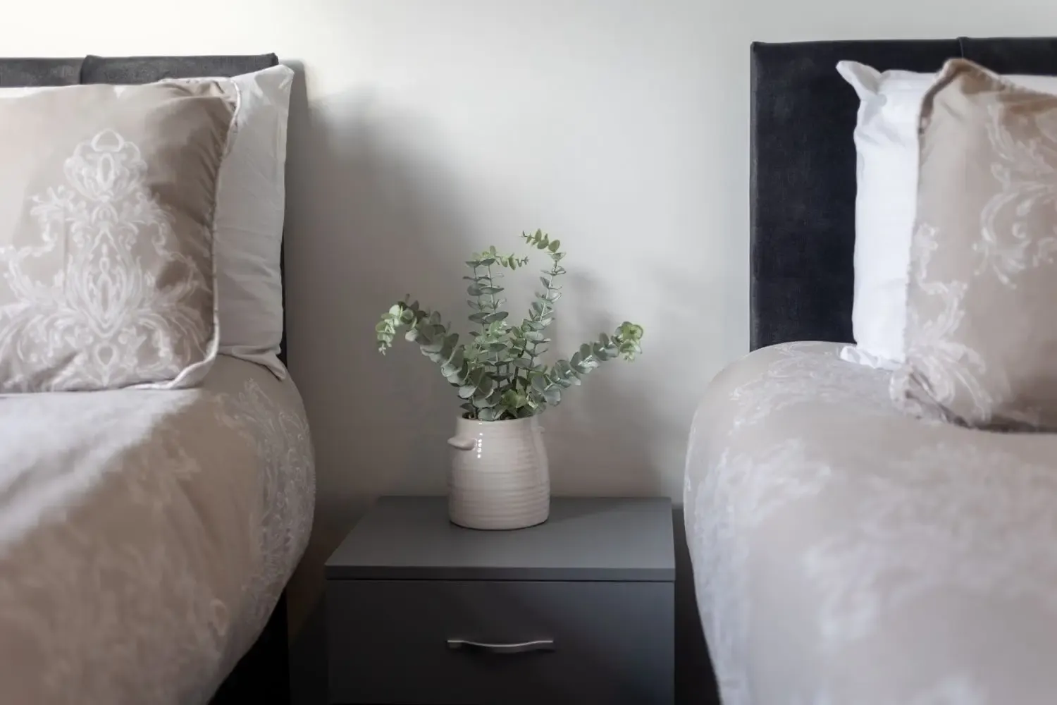 3 Bed Home | Free Parking | Fast Wi-Fi | Bristol in BS4 1SU, Bristol, Bristol, England, United Kingdom - Property image 18 - VivreStays