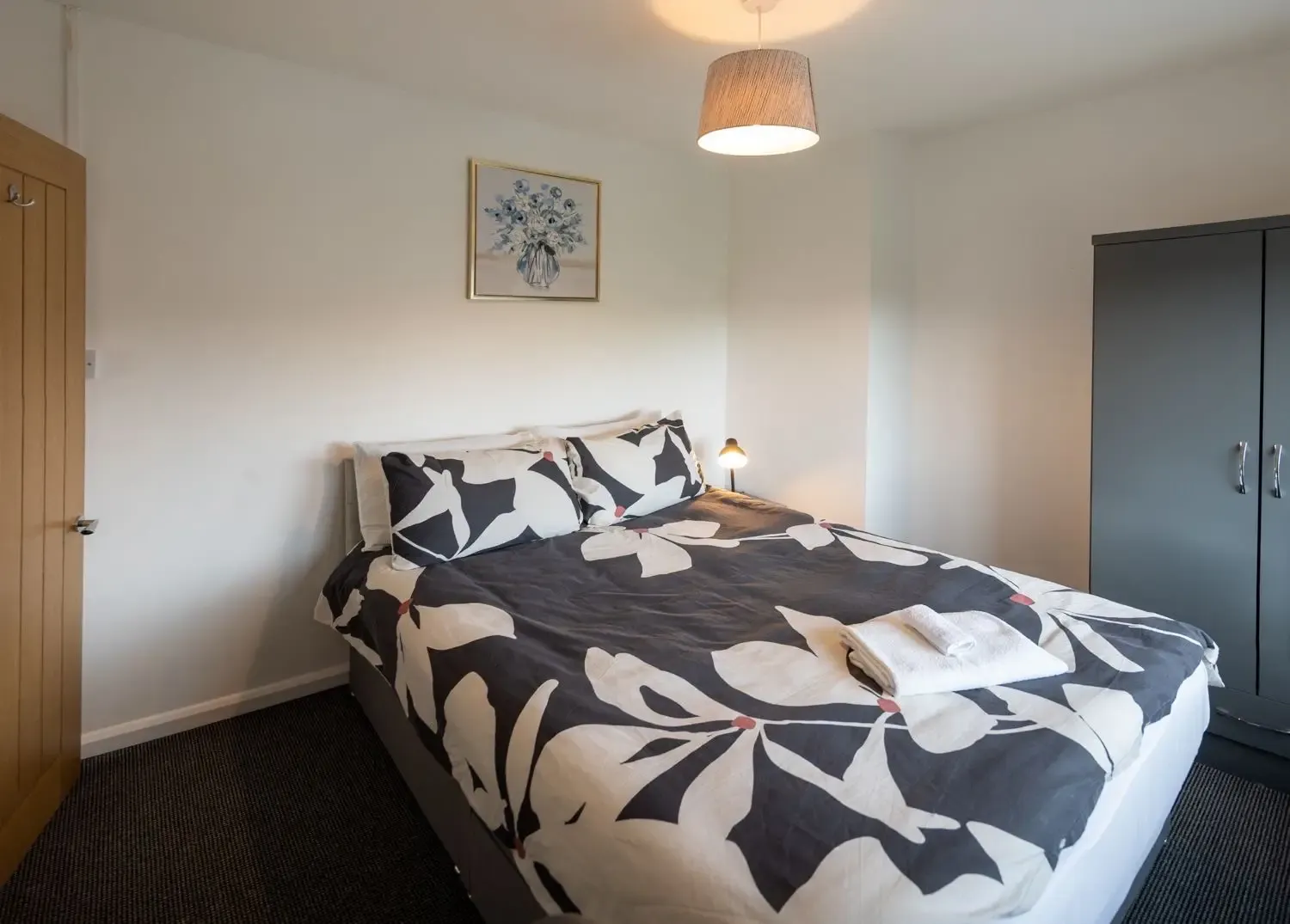 3 Bed Home | Free Parking | Fast Wi-Fi | Bristol in BS4 1SU, Bristol, Bristol, England, United Kingdom - Property image 11 - VivreStays