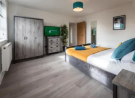 Amazing Iona- 2Bedroom Apartment in 151 Albert Road South, Southampton, SO14 3FR, United Kingdom - Property image 5 - VivreStays