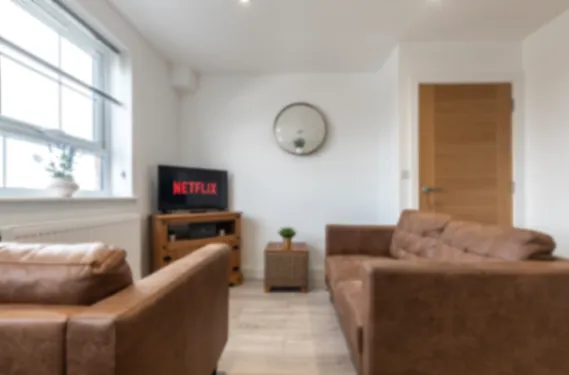 Comfty Ventura- 2 Bedroom Apartment in 151 Albert Road South, SO14 3FR - Property image 3 - VivreStays