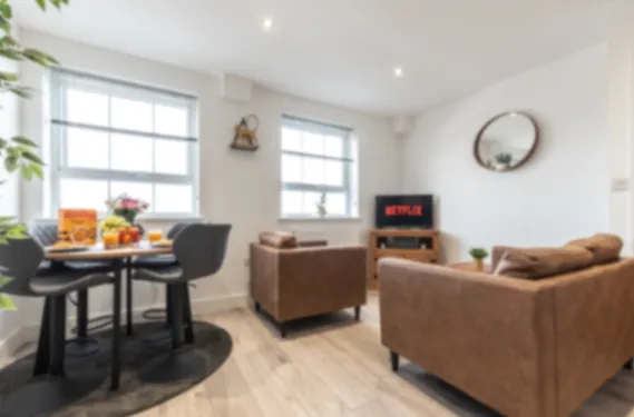 Comfty Ventura- 2 Bedroom Apartment serviced apartment - Southampton - VivreStays