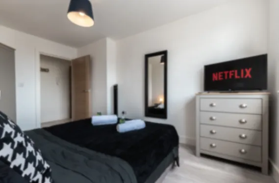 Charming Britannia- 2 Bedroom Apartment in 151 Albert Road South, Southampton, SO14 3FR, United Kingdom - Property image 8 - VivreStays