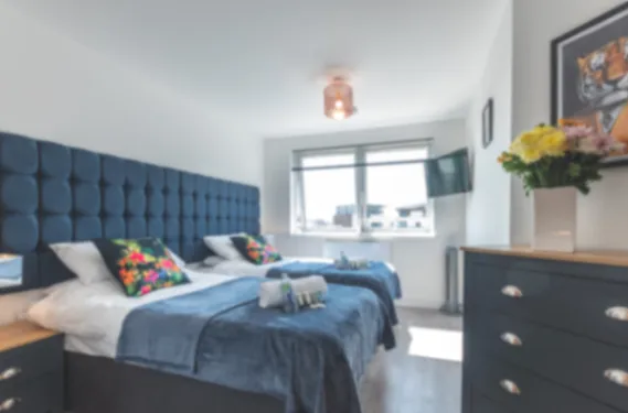Vibrant Queen-Ann / 2 Bedroom Apartment serviced apartment - Southampton - VivreStays