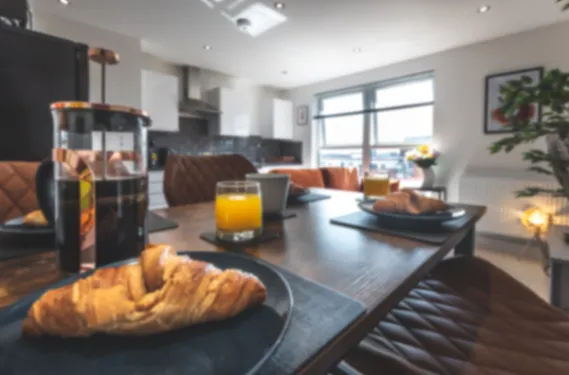 Vibrant Queen-Ann / 2 Bedroom Apartment in 151 Albert Road South, Southampton, SO14 3FR, United Kingdom - Property image 3 - VivreStays