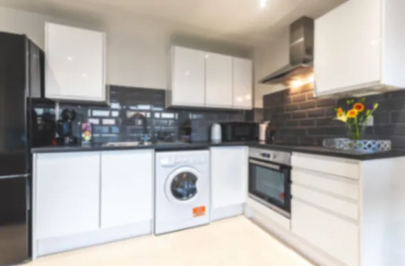 Tranquil Queen Victoria- 2 Bedroom Apartment in 151 Albert Road South, Southampton, SO14 3FR, United Kingdom - Property image 2 - VivreStays