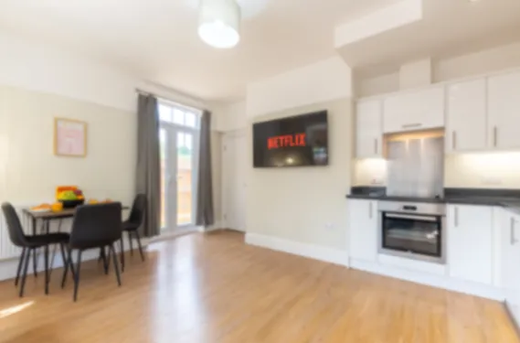 Business-Ready 1Seymour/ 2Bedroom Apartment in SO16 6RG, Southampton, City of Southampton, England, United Kingdom - Property image 9 - VivreStays