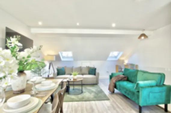 Bamborough Gardens, London W12 in 4 Bamborough Gardens, Hammersmith and Fulham, London, W12 8QN, United Kingdom - Property image 4 - VivreStays