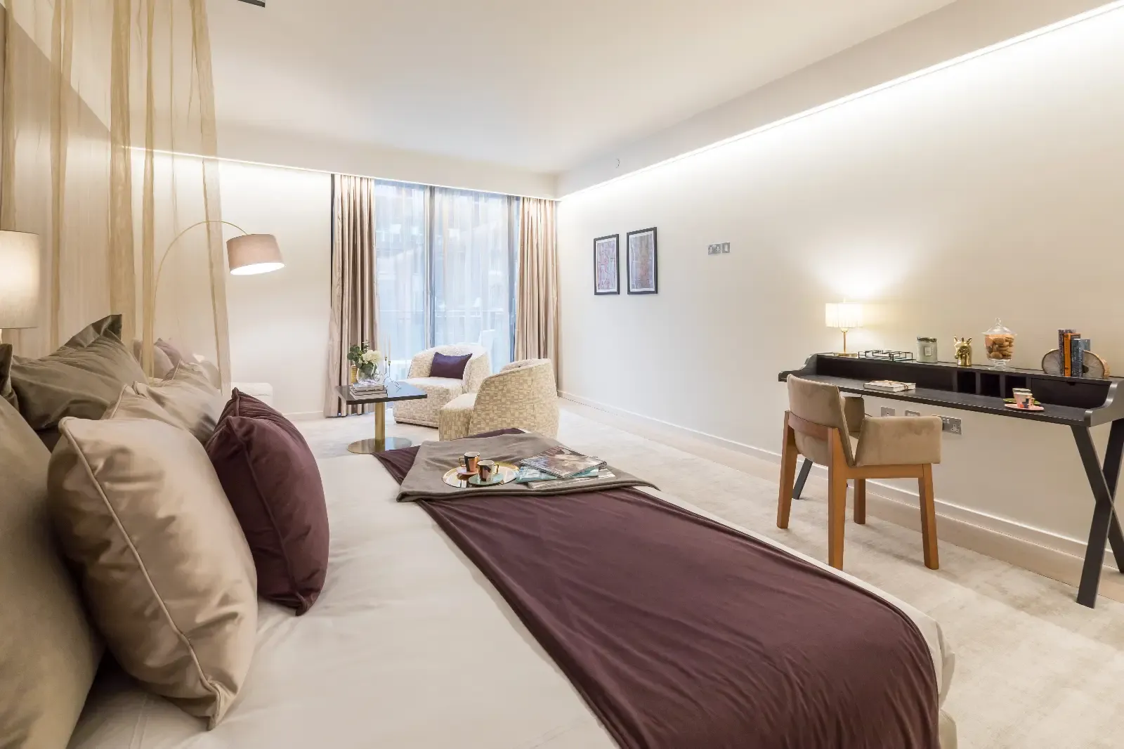 Standard Studio with Balcony options in 120 Finchley Road, London Borough of Camden, London, NW3 5HT, United Kingdom - Property image 4 - VivreStays