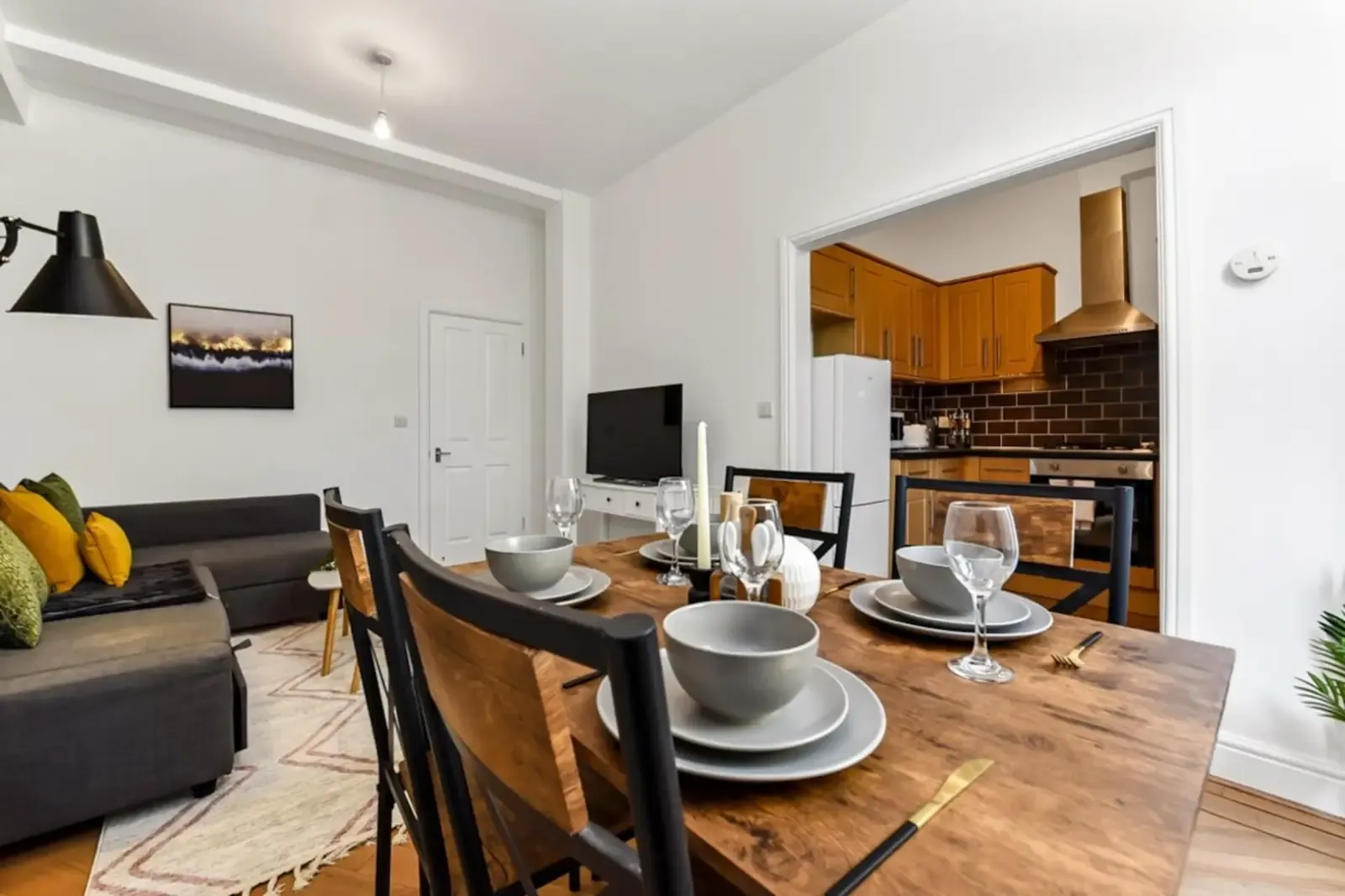 View 1 bed, 1 bath | Rotherfield Street N1 in N1 3DA, London, Greater London, England, United Kingdom 1 bed, 1 bath | Rotherfield Street N1 in N1 3DA, London, Greater London, England, United Kingdom - Property image 3 - VivreStays