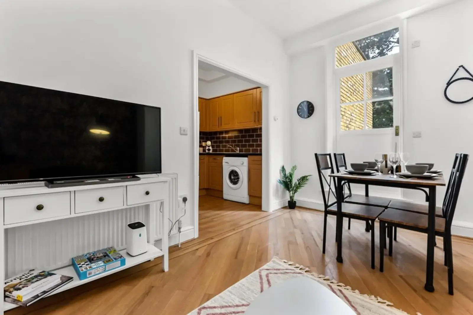 View 1 bed, 1 bath | Rotherfield Street N1 in N1 3DA, London, Greater London, England, United Kingdom 1 bed, 1 bath | Rotherfield Street N1 in N1 3DA, London, Greater London, England, United Kingdom - Property image 5 - VivreStays
