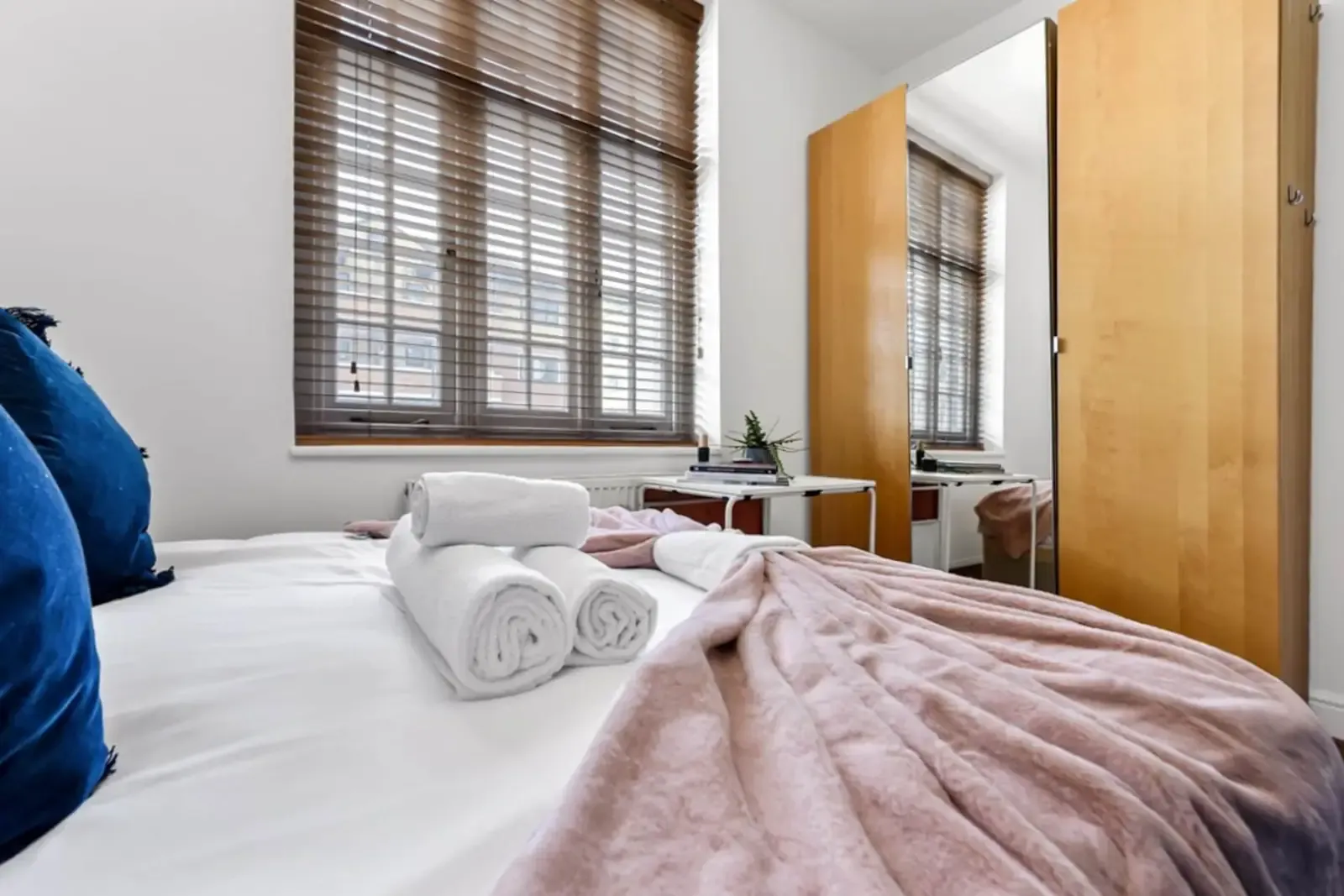 View 1 bed, 1 bath | Rotherfield Street N1 in N1 3DA, London, Greater London, England, United Kingdom 1 bed, 1 bath | Rotherfield Street N1 in N1 3DA, London, Greater London, England, United Kingdom - Property image 10 - VivreStays