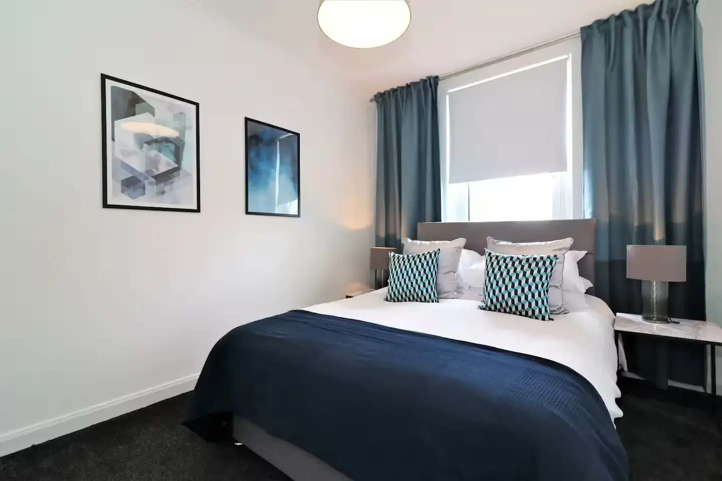 3 bed, 1 bath | FREE on-site Parking | Motherwell Road ML4 in ML4 2JD, Bellshill, North Lanarkshire, Scotland, United Kingdom - Property image 7 - VivreStays