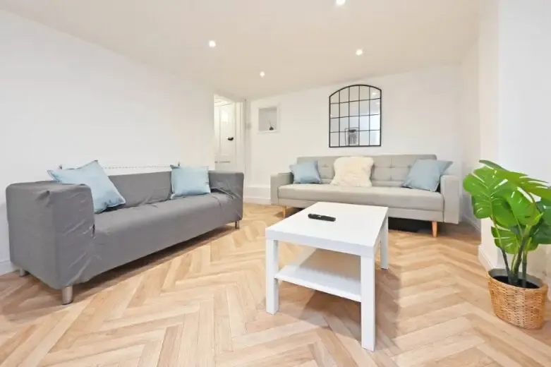 Alton House - By Sigma Stays in 209 Alton Street, Crewe, CW2 7PU, United Kingdom - Property image 21 - VivreStays