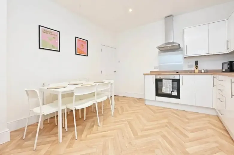 Alton House - By Sigma Stays in 209 Alton Street, Crewe, CW2 7PU, United Kingdom - Property image 23 - VivreStays