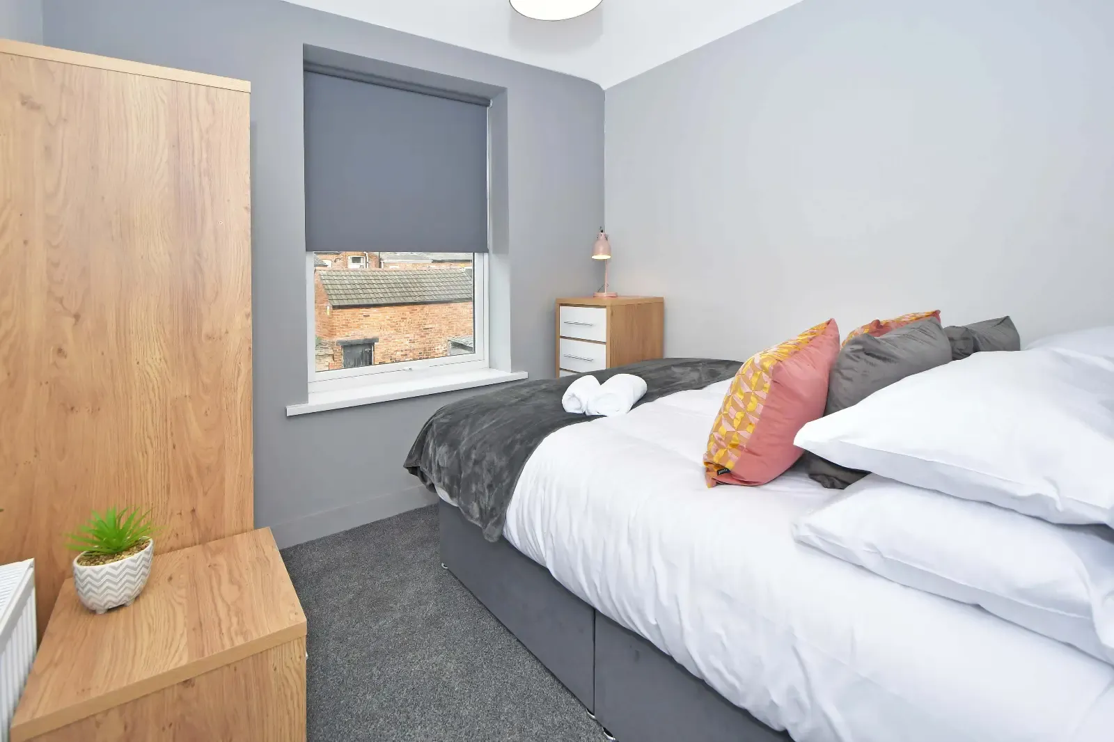 Barnstone Villa - By Sigma Stays in 95 Brooklyn Street, Crewe, CW2 7JE, United Kingdom - Property image 5 - VivreStays