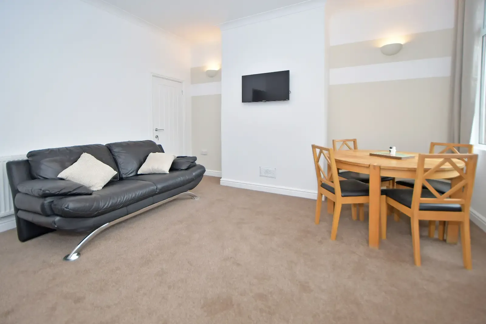 Broad House - By Sigma Stays in 290 Broad Street, Crewe, CW1 4JH, United Kingdom - Property image 13 - VivreStays