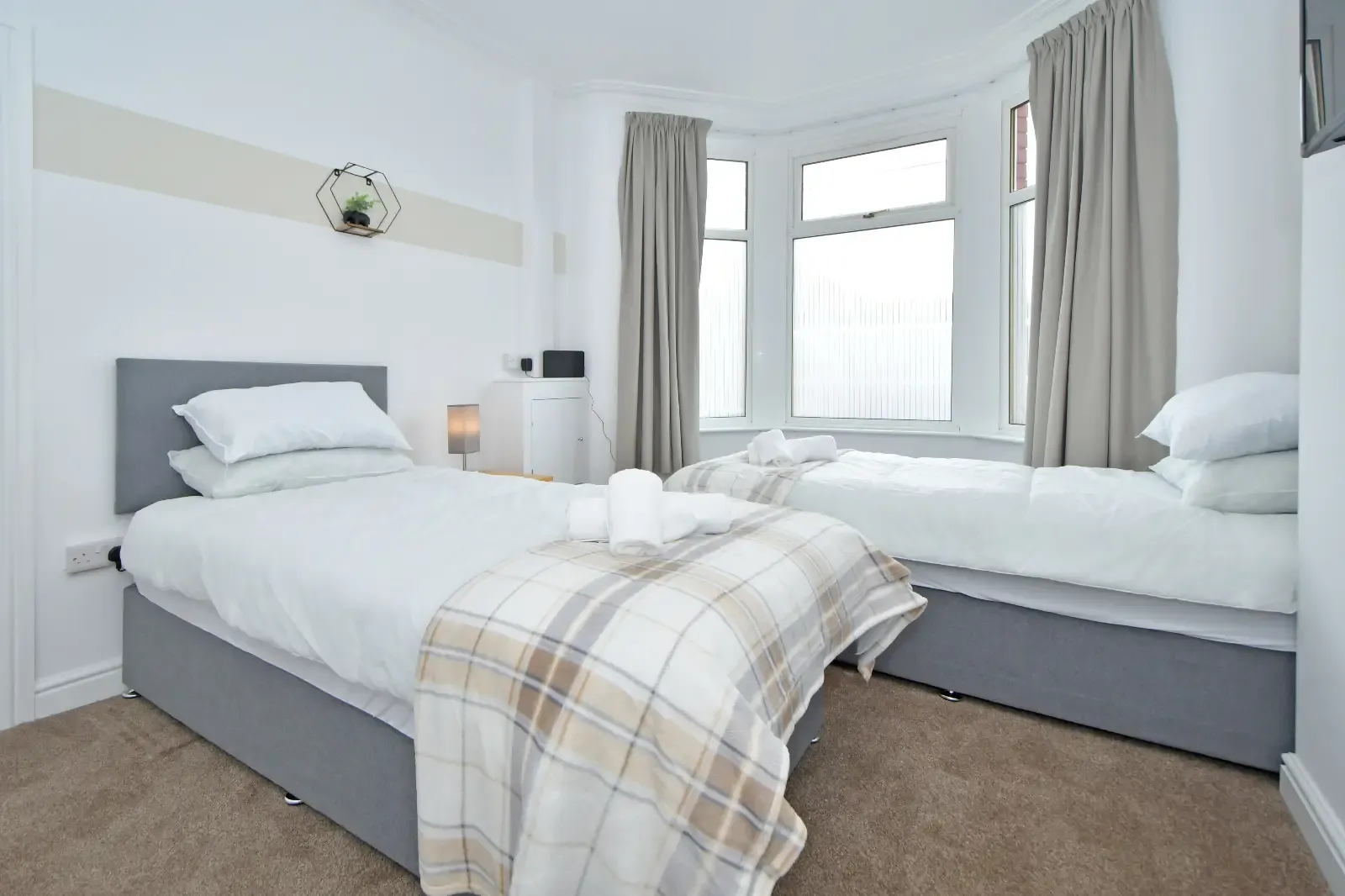 Broad House - By Sigma Stays in 290 Broad Street, Crewe, CW1 4JH, United Kingdom - Property image 29 - VivreStays