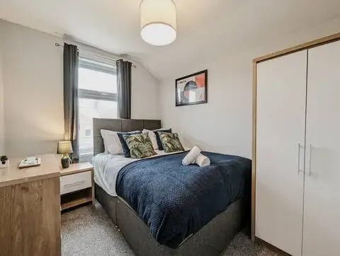 Derrington House - By Sigma Stays in 30 Derrington Avenue, Crewe, CW2 7JB, United Kingdom - Property image 7 - VivreStays