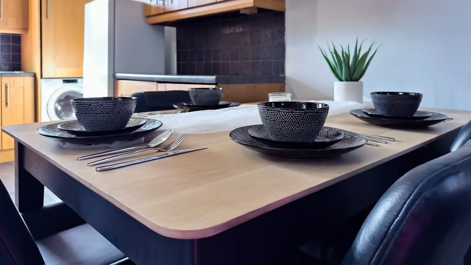 Hexthorpe House - By Sigma Stays in 25 Bentley Avenue, Doncaster, DN4 0BU, United Kingdom - Property image 28 - VivreStays