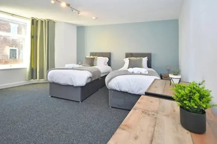 View Lyndale House - By Sigma Stays in 75 Furnival Street, Crewe, CW2 7LH, United Kingdom Lyndale House - By Sigma Stays in 75 Furnival Street, Crewe, CW2 7LH, United Kingdom - Property image 5 - VivreStays