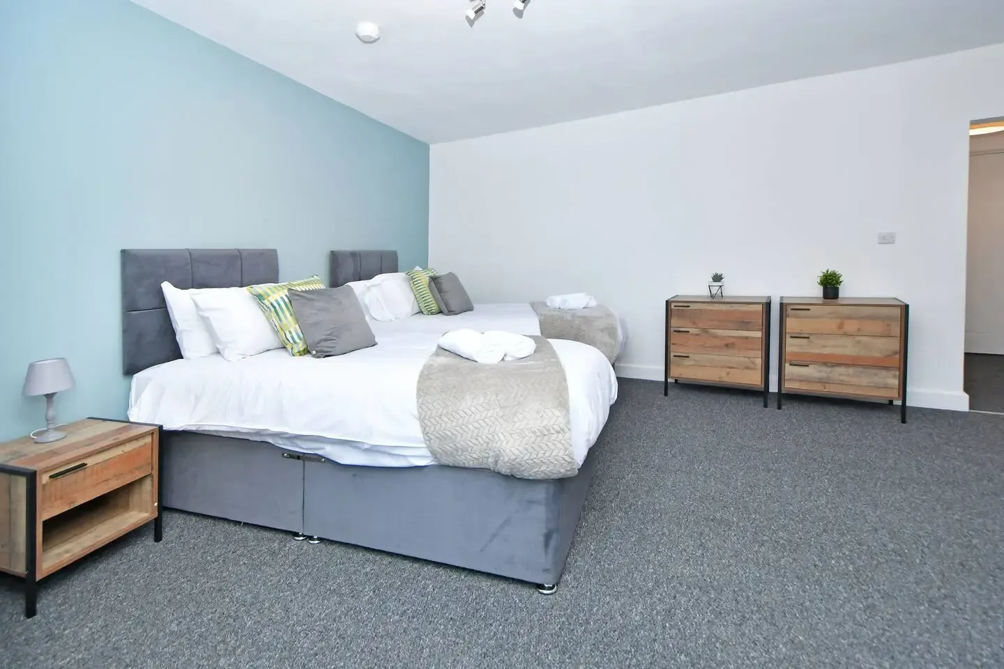 View Lyndale House - By Sigma Stays in 75 Furnival Street, Crewe, CW2 7LH, United Kingdom Lyndale House - By Sigma Stays in 75 Furnival Street, Crewe, CW2 7LH, United Kingdom - Property image 6 - VivreStays