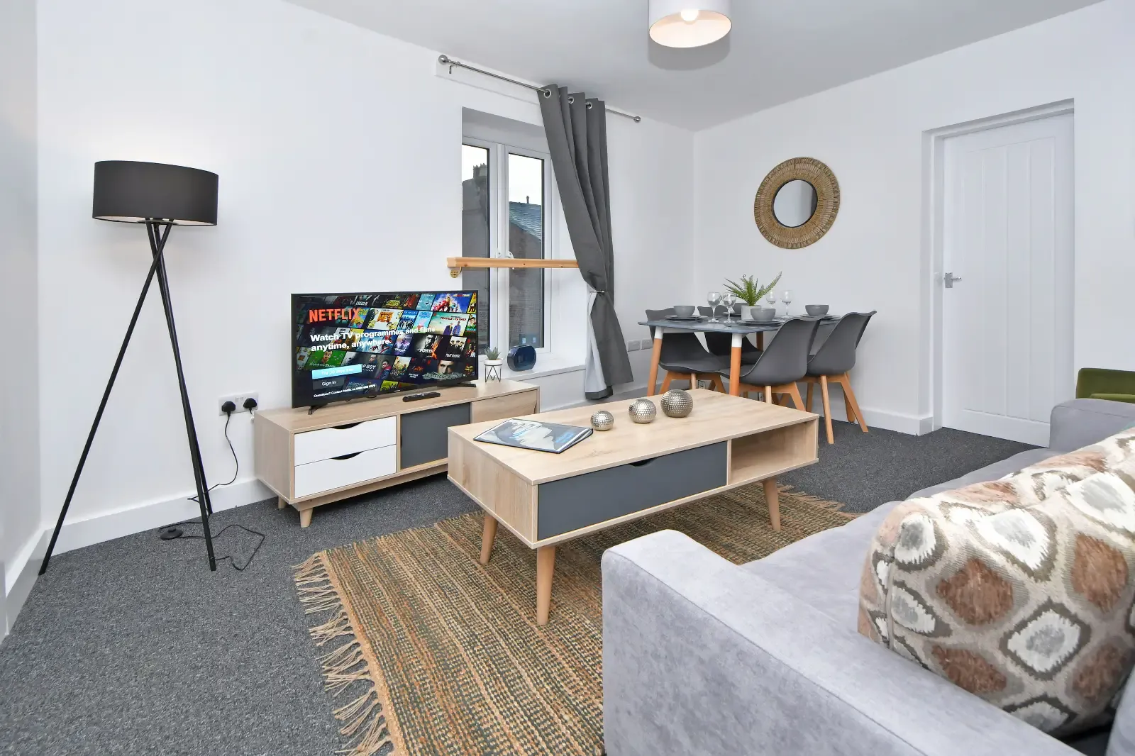 Lyndale Lofts - By Sigma Stays serviced apartment - Crewe - VivreStays