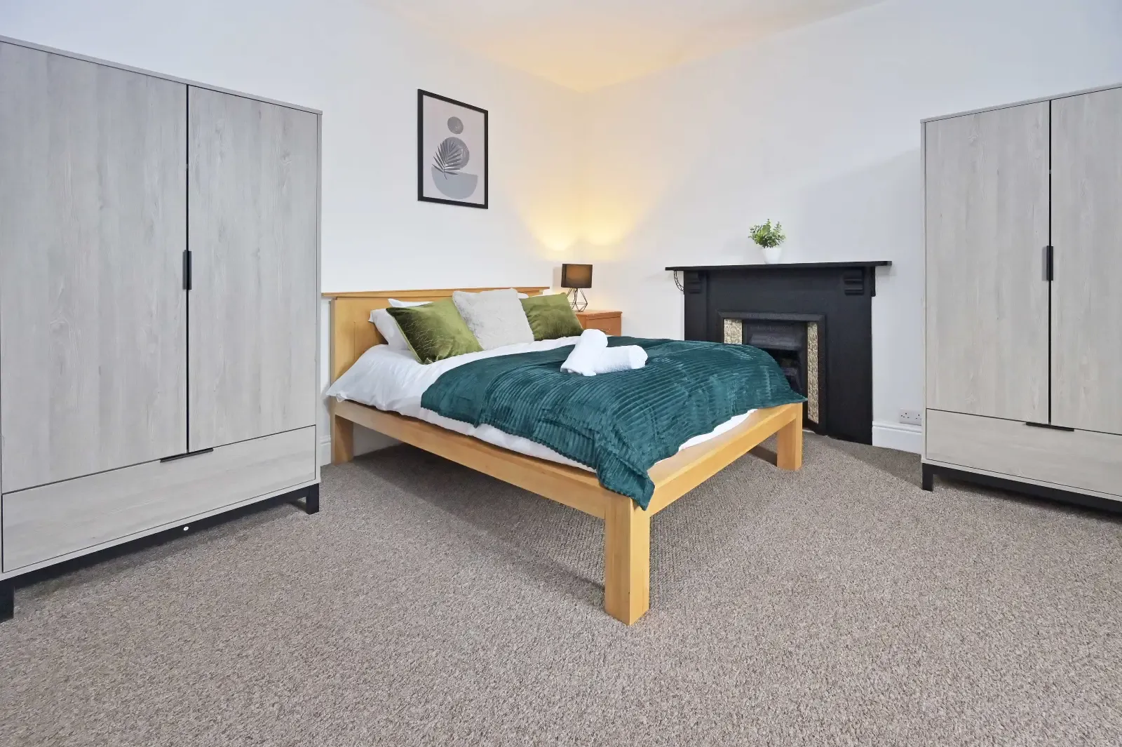 View Hungerford House - By Sigma Stays in 234 Hungerford Road, Crewe, CW1 6EX, United Kingdom Hungerford House - By Sigma Stays in 234 Hungerford Road, Crewe, CW1 6EX, United Kingdom - Property image 5 - VivreStays