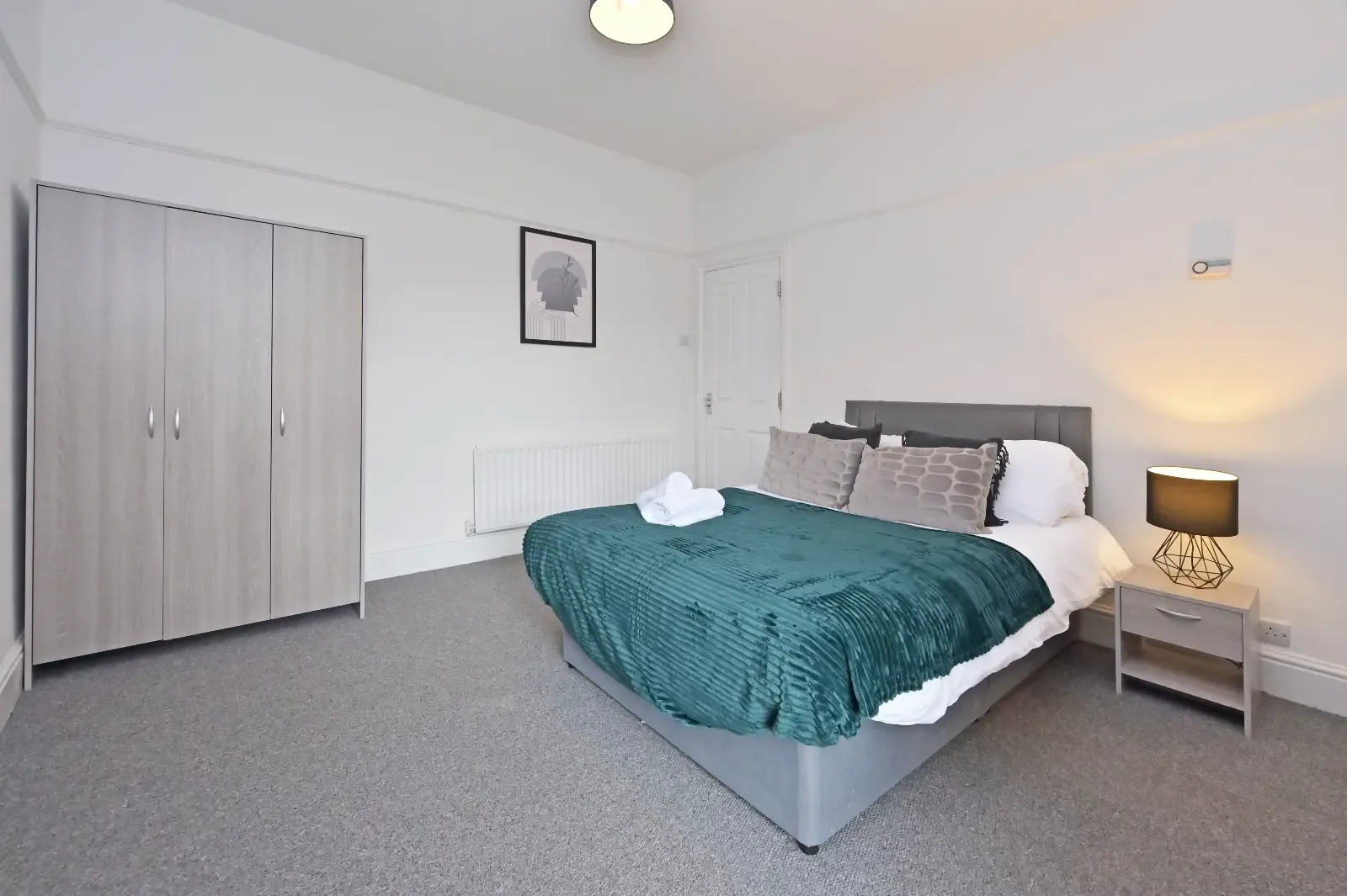 View Hungerford House - By Sigma Stays in 234 Hungerford Road, Crewe, CW1 6EX, United Kingdom Hungerford House - By Sigma Stays in 234 Hungerford Road, Crewe, CW1 6EX, United Kingdom - Property image 23 - VivreStays