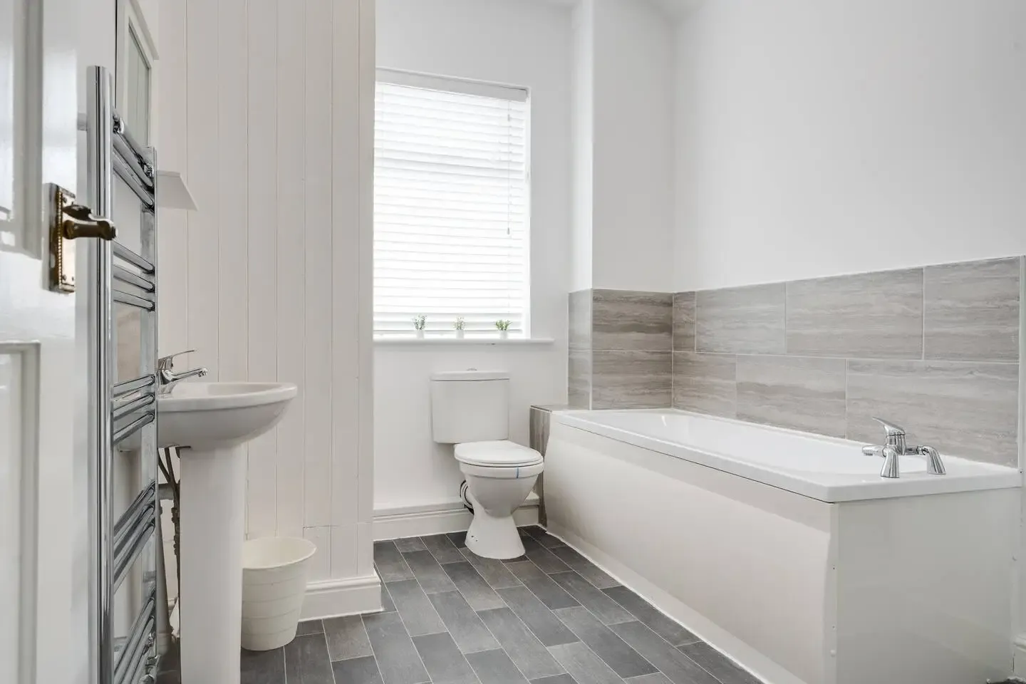Park House - By Sigma Stays in 51 Bright Street, Crewe, CW1 3AQ, United Kingdom - Property image 3 - VivreStays