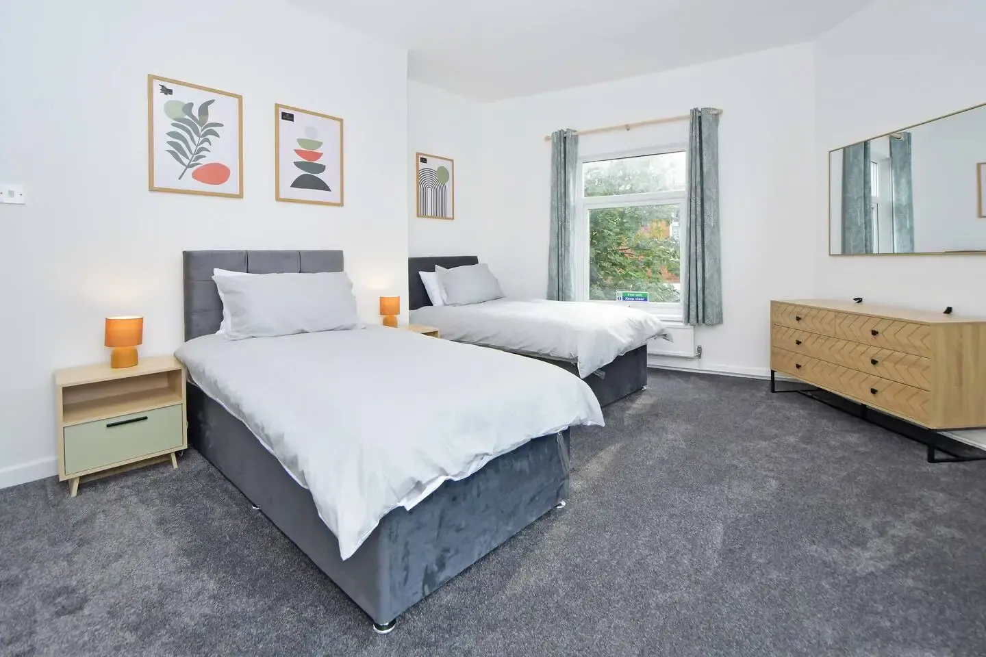 Richard Moon House - By Sigma Stays serviced apartment - Crewe - VivreStays