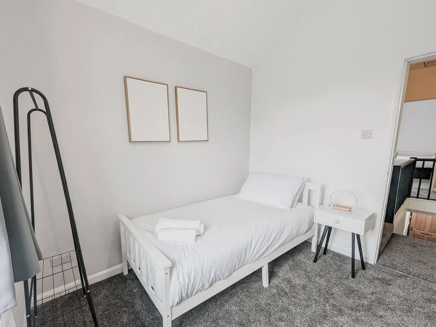 View Valley Park House - By Sigma Stays in 138 Flag Lane, Crewe, CW2 7QX, United Kingdom Valley Park House - By Sigma Stays in 138 Flag Lane, Crewe, CW2 7QX, United Kingdom - Property image 3 - VivreStays