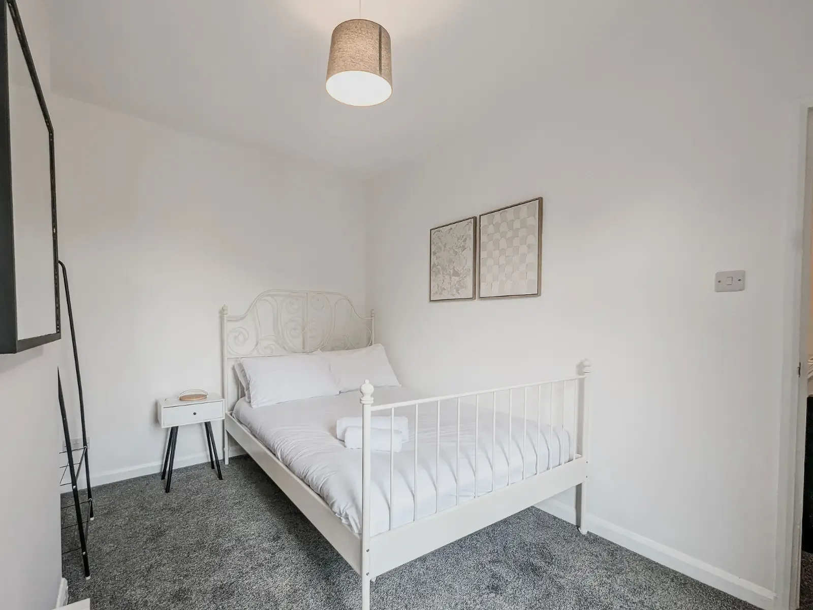 View Valley Park House - By Sigma Stays in 138 Flag Lane, Crewe, CW2 7QX, United Kingdom Valley Park House - By Sigma Stays in 138 Flag Lane, Crewe, CW2 7QX, United Kingdom - Property image 8 - VivreStays