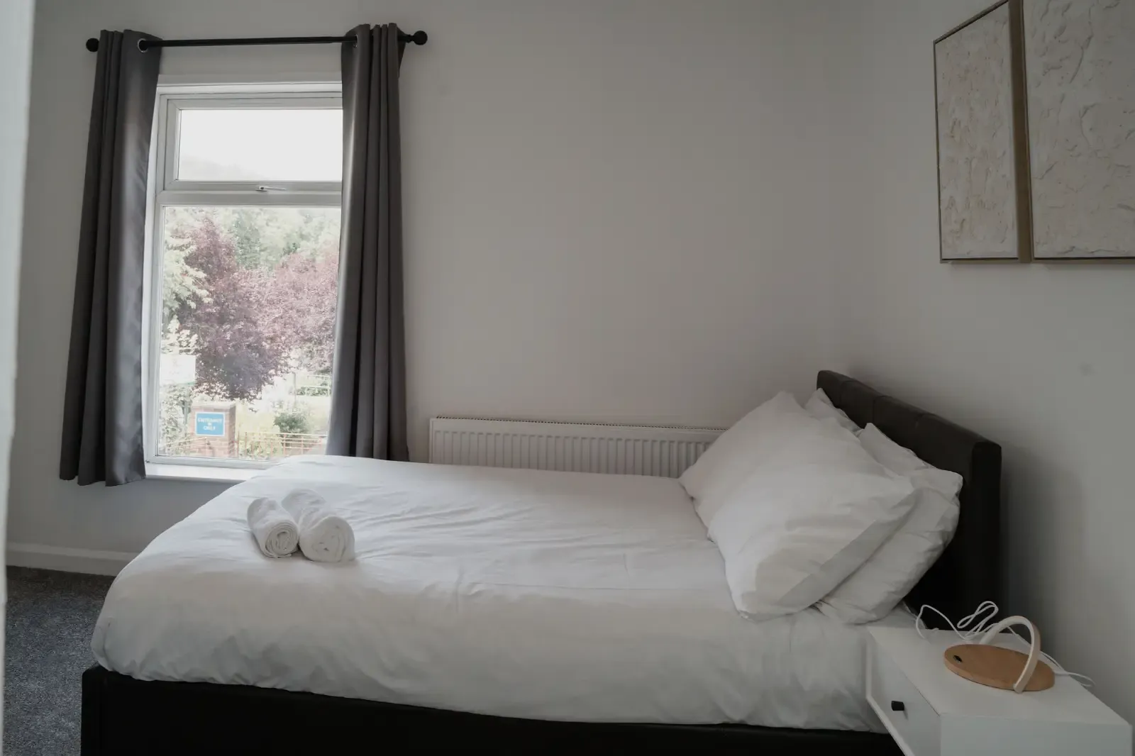 View Valley Park House - By Sigma Stays in 138 Flag Lane, Crewe, CW2 7QX, United Kingdom Valley Park House - By Sigma Stays in 138 Flag Lane, Crewe, CW2 7QX, United Kingdom - Property image 9 - VivreStays