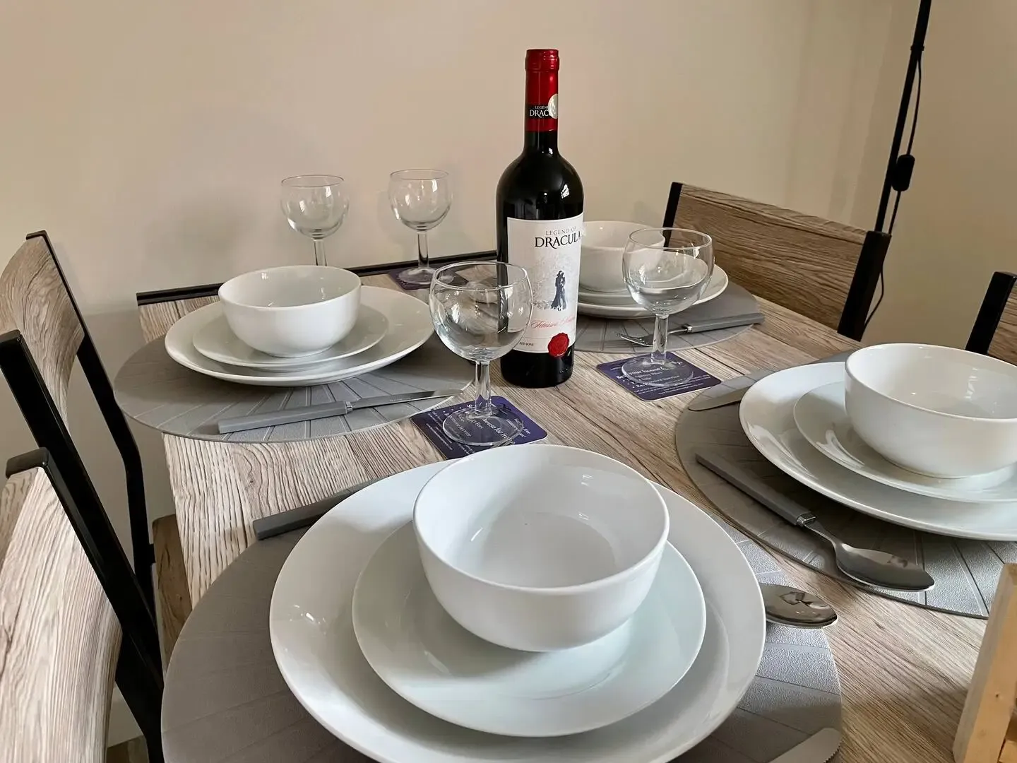View Western House - By Sigma Stays in 36 Samuel Street, Crewe, CW1 3AB, United Kingdom Western House - By Sigma Stays in 36 Samuel Street, Crewe, CW1 3AB, United Kingdom - Property image 3 - VivreStays