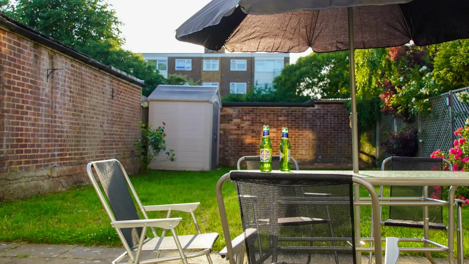 4 Bed Beautiful Home, Beckenham Junction, Pool Table in 52 Lankton Close, Beckenham, BR3 5DZ, United Kingdom - Property image 22 - VivreStays