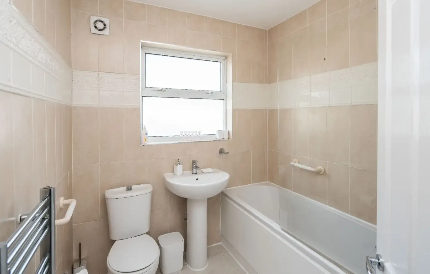 Wembley Family home in 5 Newcombe Park, HA0 1NZ - Property image 7 - VivreStays