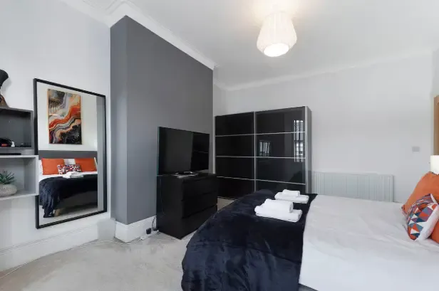 164 Biddlestone Road by Mia Partners in 164 Biddlestone Road, NE6 5SP - Property image 3 - VivreStays