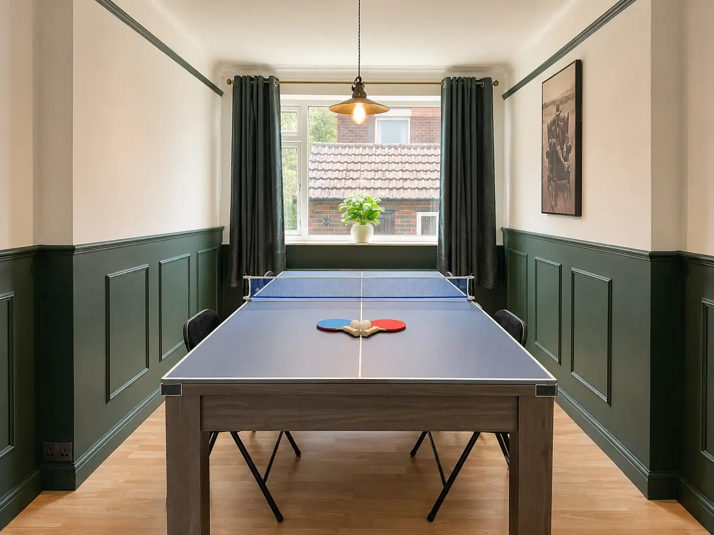 View Charming, Modern Home in Leeds in LS16 7EX Charming, Modern Home in Leeds in LS16 7EX - Property image 14 - VivreStays