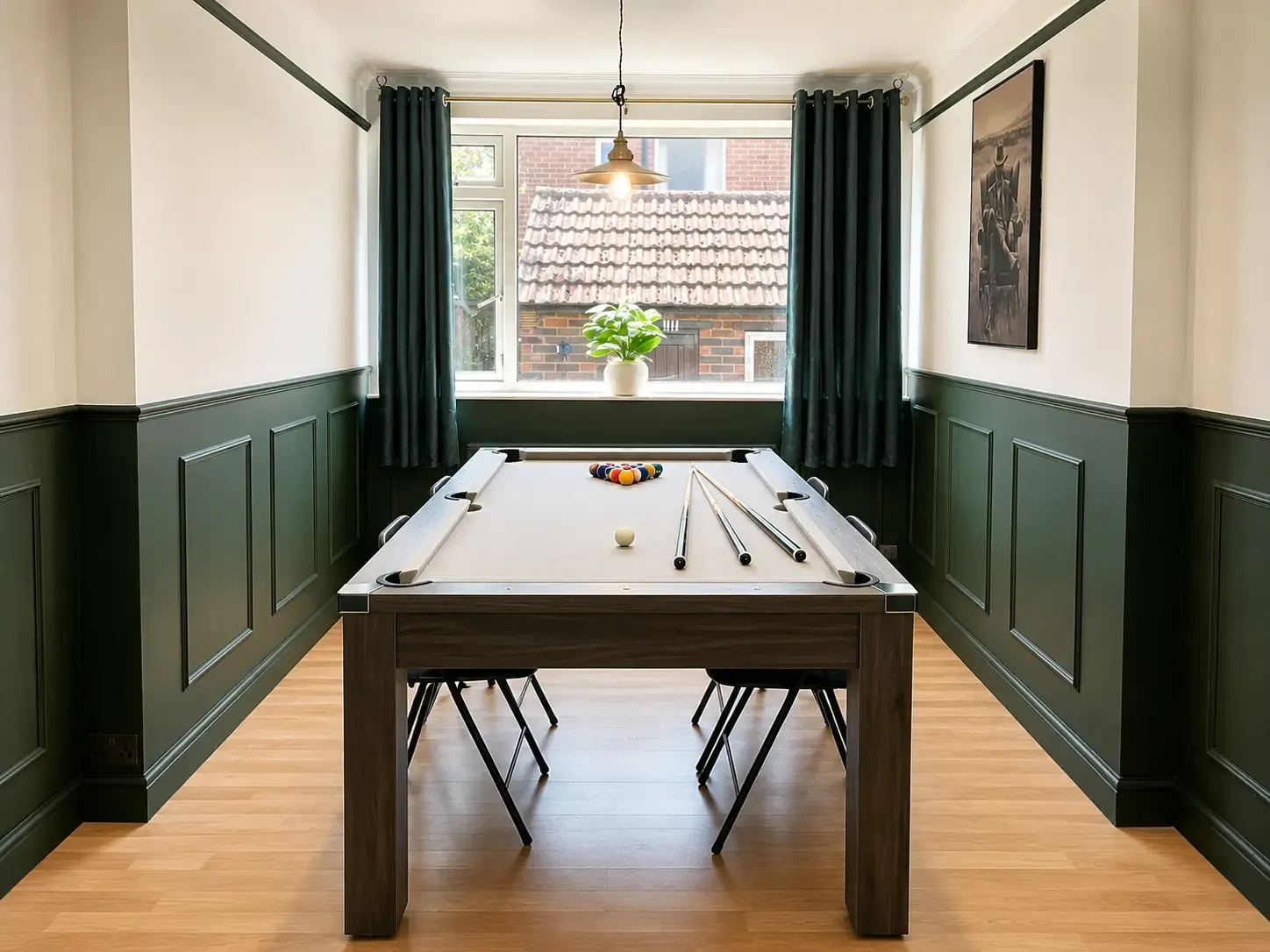 View Charming, Modern Home in Leeds in LS16 7EX Charming, Modern Home in Leeds in LS16 7EX - Property image 2 - VivreStays
