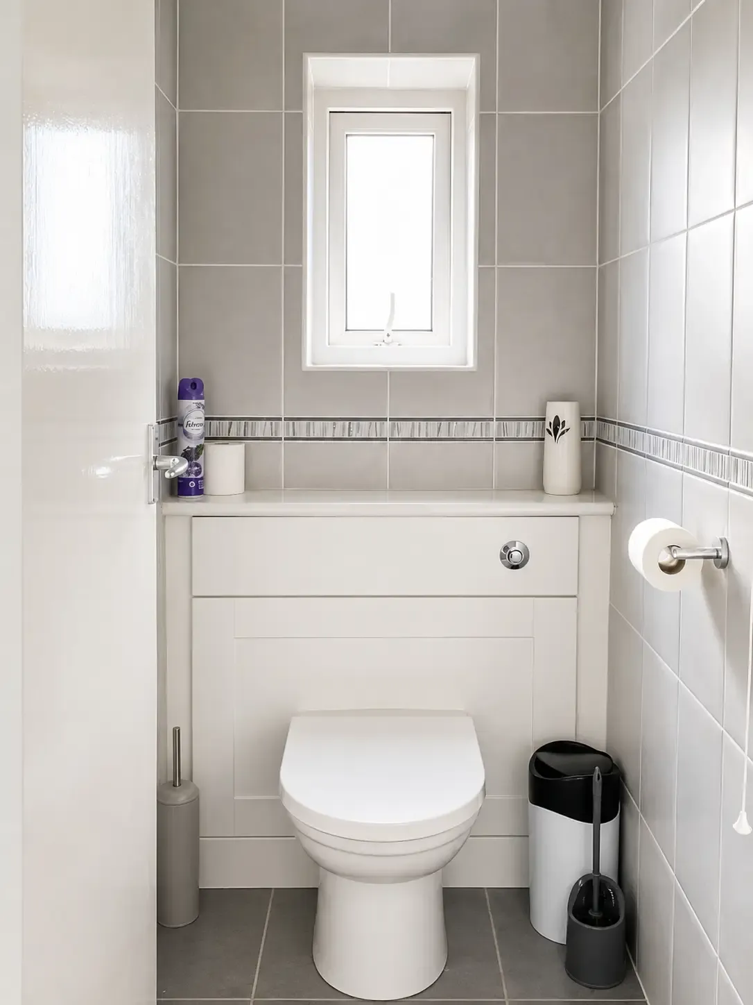 View Charming, Modern Home in Leeds in LS16 7EX Charming, Modern Home in Leeds in LS16 7EX - Property image 17 - VivreStays