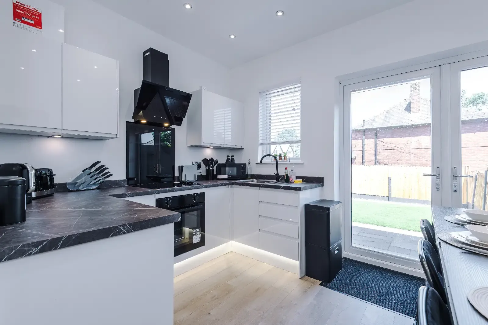 The Retreat | Contractors Paradise | Next to M60 in 92 Victoria Avenue, Manchester, M9 0RE, United Kingdom - Property image 6 - VivreStays