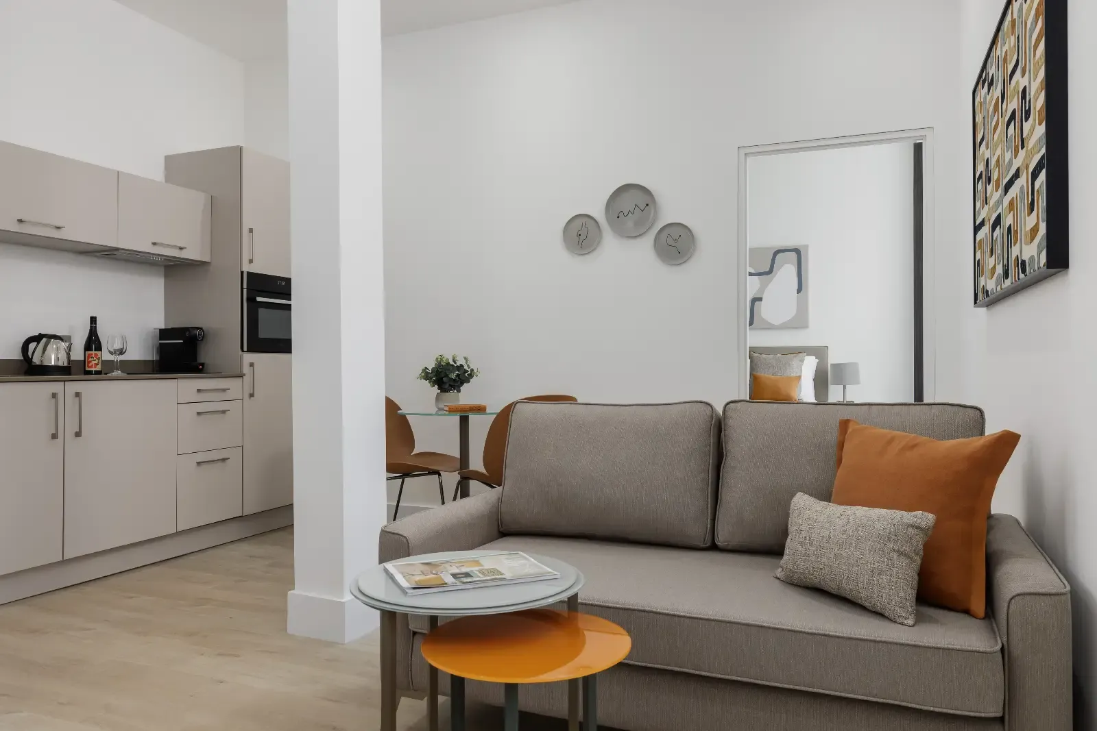 Forth House by Supercity Aparthotels - One Bedroom Suite in 6 Broughton Street Lane, EH1 3LY - Property image 2 - VivreStays