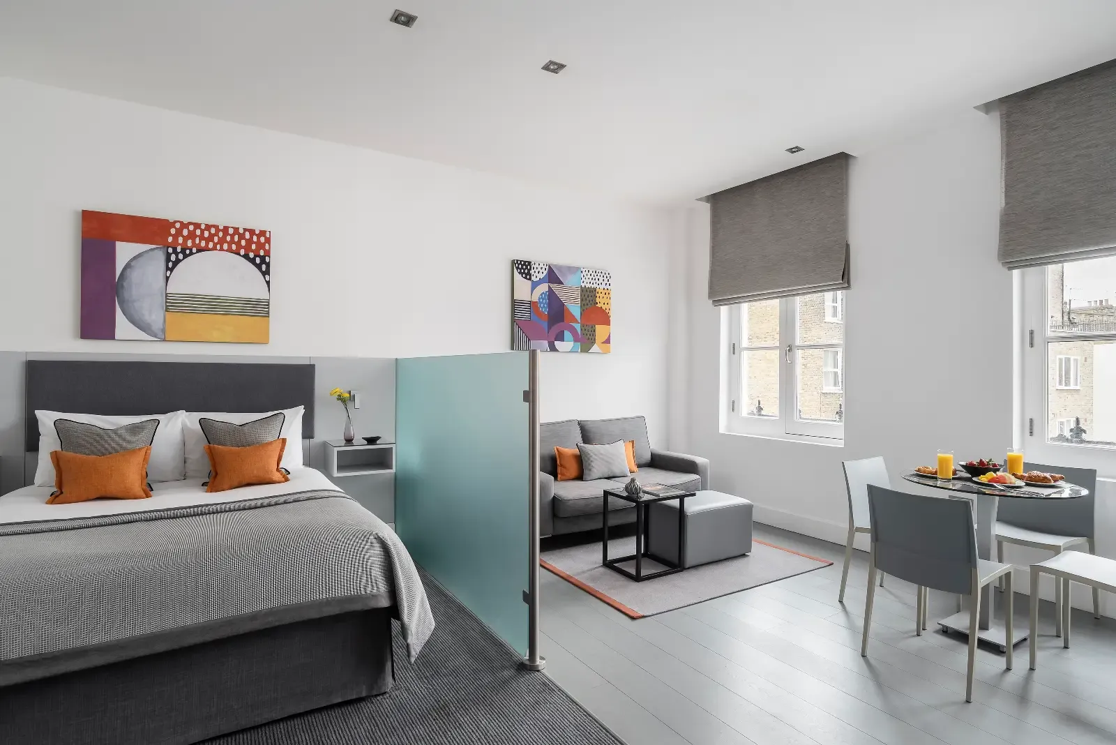 Templeton Place by Supercity Aparthotels - Premier Studio Suite in 17 Templeton Place, SW5 9NB - Property image 2 - VivreStays