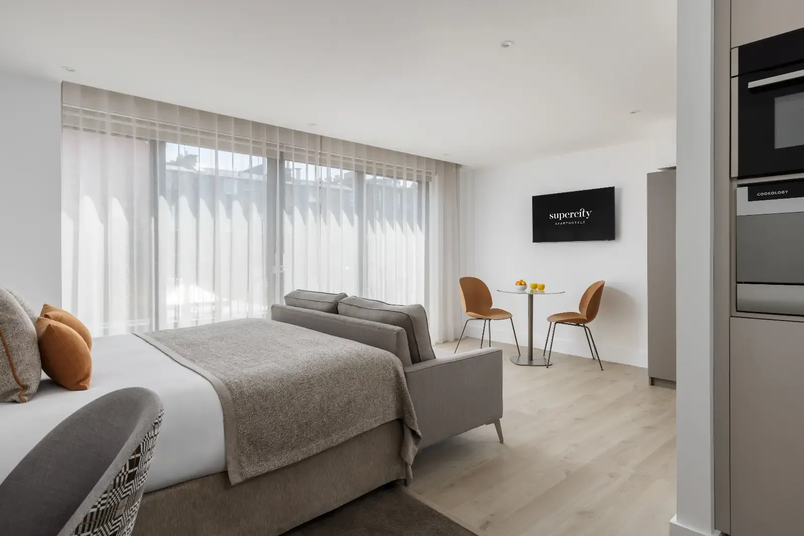 Forth House by Supercity Aparthotels - Studio Suite with Terrace in 6 Broughton Street Lane, EH1 3LY - Property image 3 - VivreStays